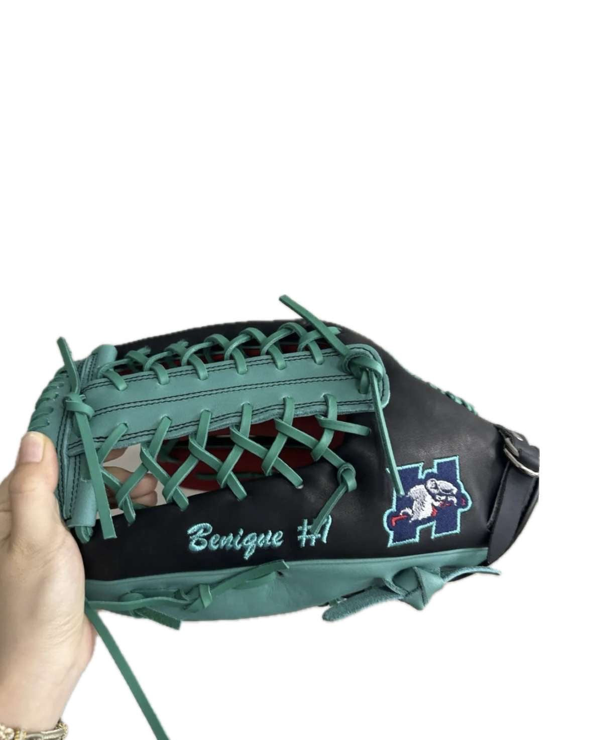 Outfield Glove
